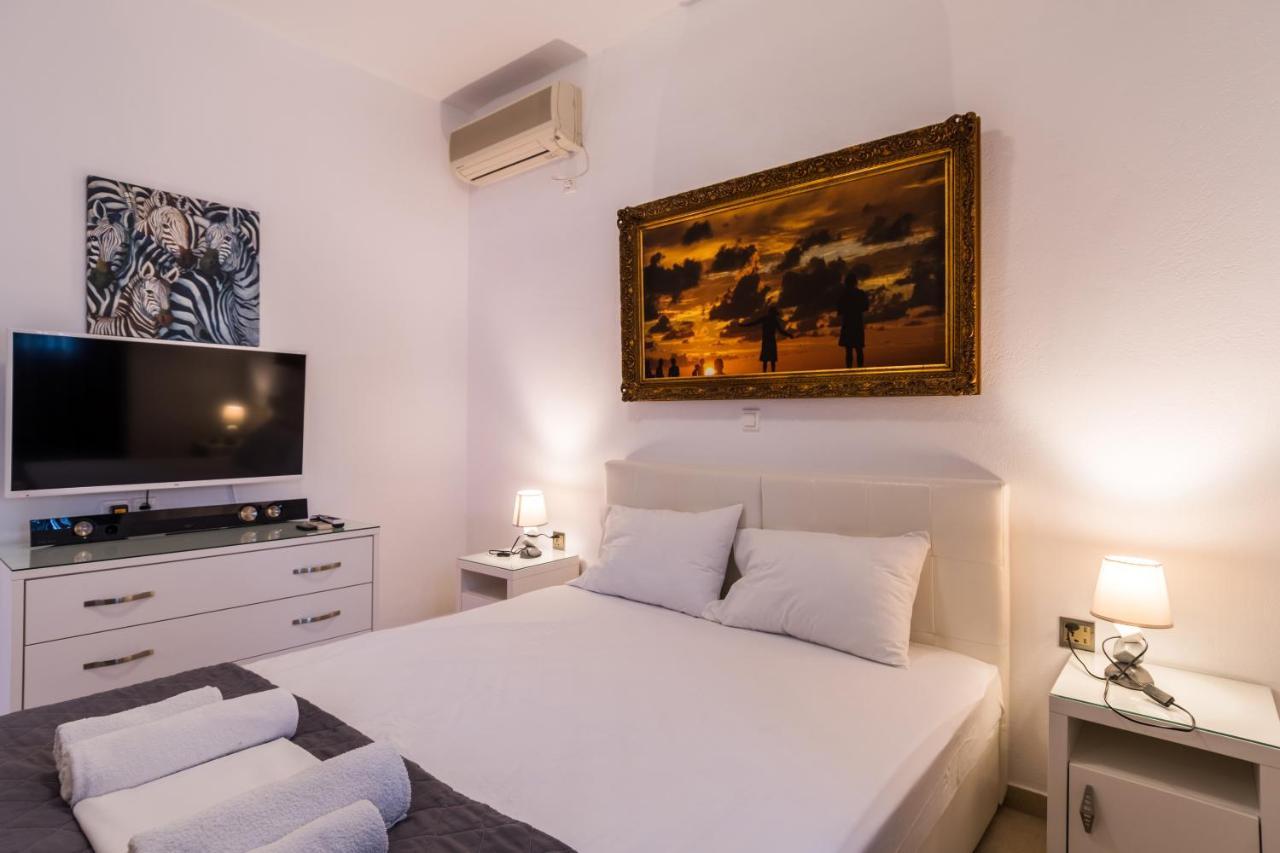 Adelphi Apartments Перисса Экстерьер фото