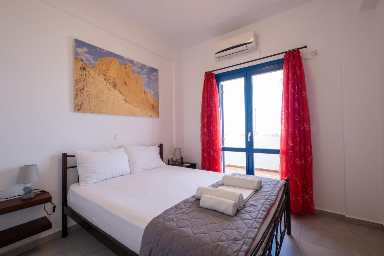 Adelphi Apartments Перисса Экстерьер фото