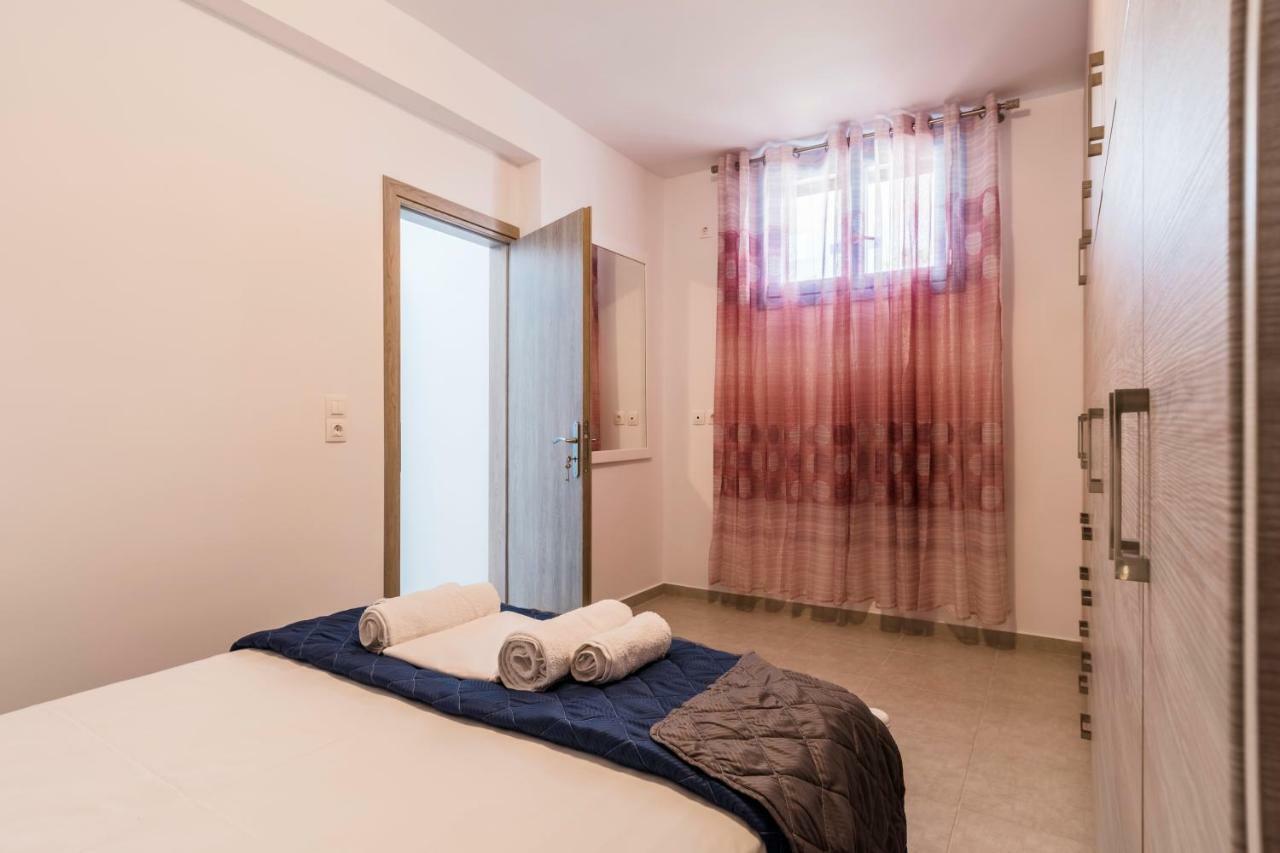 Adelphi Apartments Перисса Экстерьер фото